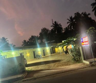 Shrirangapattana Hotel | Aryas comforts Sri Rangapattana