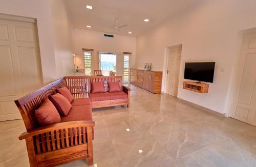 Quilon Villa | Ashtamudi Lake Villa by VOYE HOMES - Pet Friendly & Events Welcome