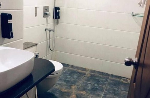 Kadubeesanahalli Hotel | Astra Hotel and Suites Kaadubesanahalli