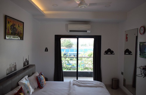 Bogmolo House | Athi Resorts