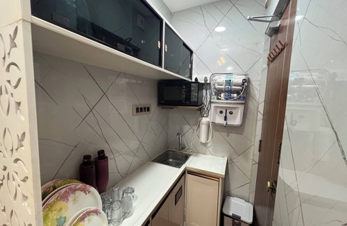 Kukatpally Housing Board Colony Apartment | Atlas Homes Penthouse 1BHK Jacuzzi @ Hitech City
