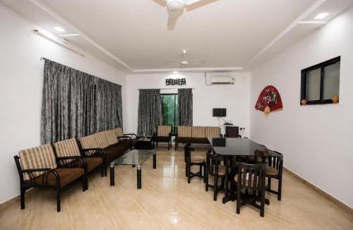 Khalapur Hotel | Attra Farms