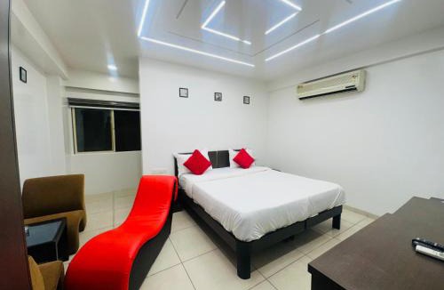 Aundh Hotel | Aundh Elite Stay