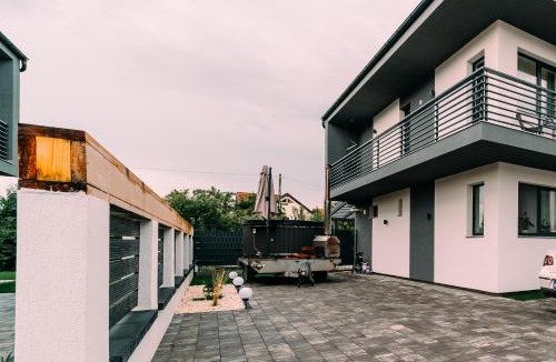 Odorheiu Secuiesc Apartment | Aura Apartman