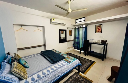 Gulab Sagar House | Aura B&B The Haveli Homestay