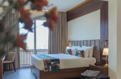 Shavri Colony Hotel | Aura Boutique Hotel