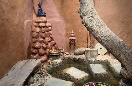 Bengaluru Ski Chalet | Aura Kalari Buddha Stone, Mud House & Tree House