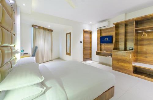 Edapalli Hotel | Aura One Hotel