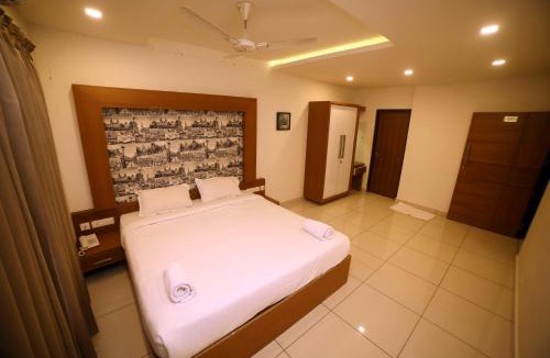 Payyanur Hotel | AURA RESIDENCY