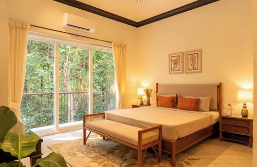 Assagao Villa | Auraya Homes - A Luxury 4 BHK Villa, Private Pool, Big Terrace, Live BBQ