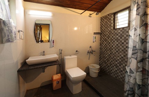 Virarajendrapet Hotel | Avadale Coorg Stag - Groups Not Allowed