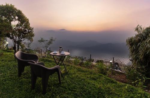 Udumbanchola Hotel | Avadale Idukki - Stag Groups Not Allowed