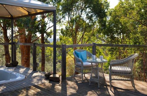 Elevated Plains House | Avalon