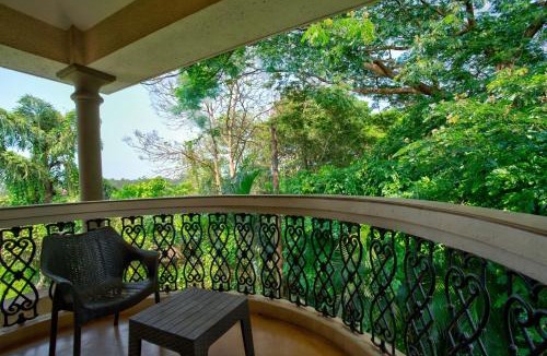 Saligao Hotel | Aveeno Resort with Swimming Pool and Jacuzzi Near Calangute and Baga