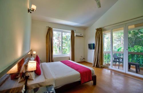 Saligao Hotel | Aveeno Resort with Swimming Pool and Jacuzzi Near Calangute and Baga