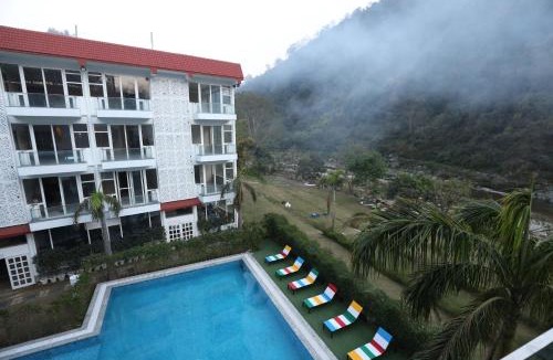 Sirala Hotel | Avenue 18 Resort