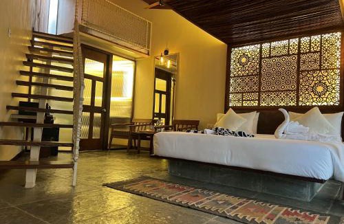Vasai Hotel | Avhyay Resort