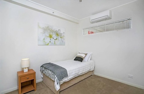 North Sydney Apartment | AX301 - Located in the Heart of North Sydney