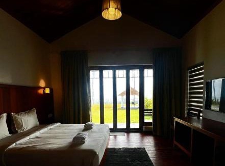 Edava Villa | Ayada Cliff Beach Villas