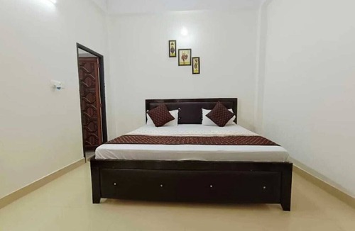 Haraiya Hotel | AYODHYA, the oldest and most divien citi for Hindu in India. Come & Explore RAM.