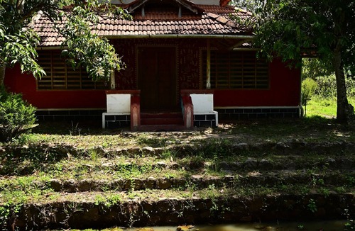 Kidanganad Resort | Ayurguru ayurvedic kalari Resort