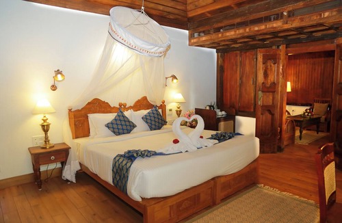 Chowara Resort | Ayursoma Ayurveda Royal Retreat