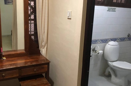 Wadakanchery Hotel | Ayuryogashram Heritage