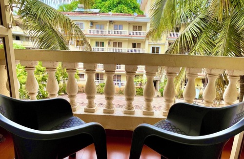 Orlim Apartment | Azure - 5 min walk to Varca beach
