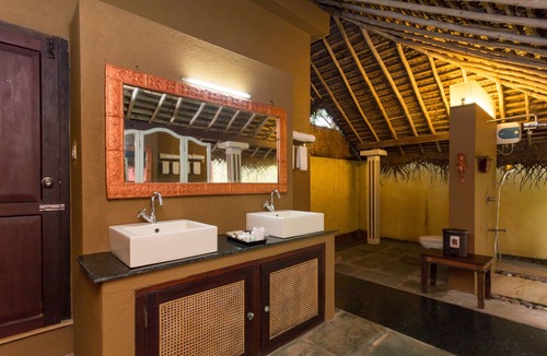Alappuzha Hotel | Azure Tides Marari
