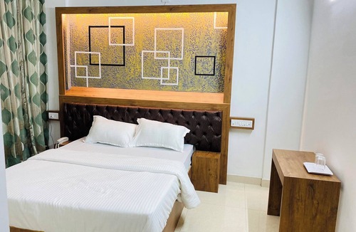 Kalasipalya Cabin | B SIX HOTEL AND LODGE