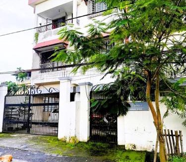 Siliguri Apartment | Backpackers Bunkhouse Siliguri 8Bed WHY WAIT