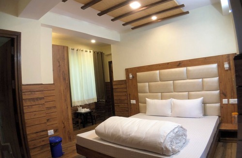 Chhota Shimla Bed & Breakfast | Backwoods B&B Mall Road Shimla