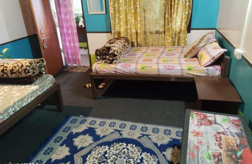 Kumai House | Bamboo Queen Homestay Rongo