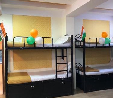Bandra West Hostel | Bandra Dormitory Only for indian male