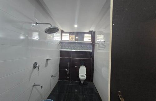 Srikalahasti Hotel | Bangalore Residency, Srikalahasti