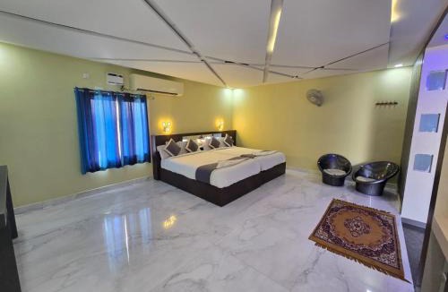 Srikalahasti Hotel | Bangalore Residency, Srikalahasti