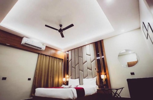 Sakchi Hotel | BANMALI REGENCY