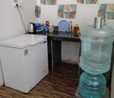 Prabhadevi Hostel | Bapuji Dormitory Hostel Mumbai