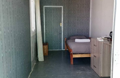Isiolo Bed & Breakfast | Baraka Camp