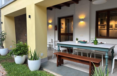 Fort Kochi Villa | Baron's antiquarian villa