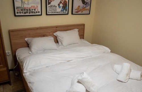 Poiana Brasov Apartment | Barrique Poiana 31 - At the slope base - Breakfast Delivered & Minibar