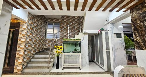 Baner Hotel | Basil Inn Near Jupiter Hospital Baner