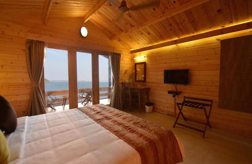 Vainguinim Hotel | Bay15