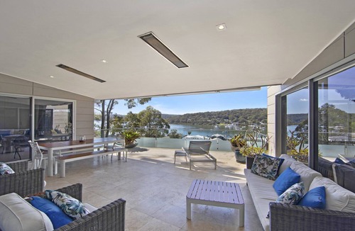 Pretty Beach Central Coast House | BayViews @ Wagstaffe by HolidayCo.