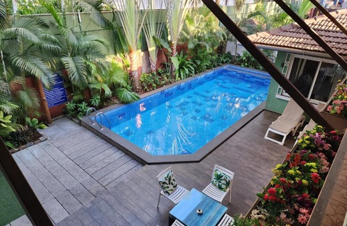 Gauravaddo Villa | Beach 7 mins walk Luxury villa Diva