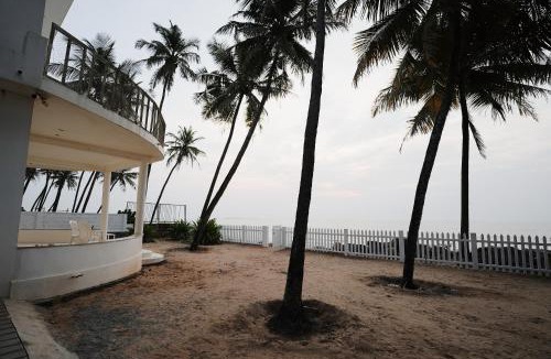 Tonse West Villa | Beach at the White House