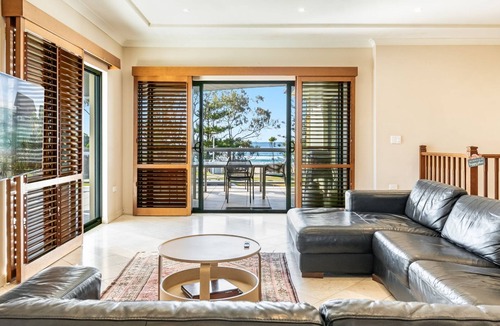 Byron Bay Apartment | Beach Front Beach Break 2
