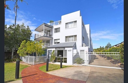 Torquay Apartment | BEACHFRONT LUXURY APARTMENT HERVEY BAY