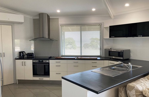 Tickera House | Beachfront Tickera Roundhouse - sea views inside and out - peaceful family home