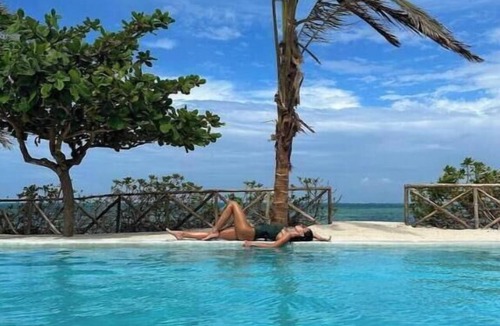 Jambiani Apartment | Beachfront Villa in Zanzibar | 24h Service, Chef & Daily Housekeeping